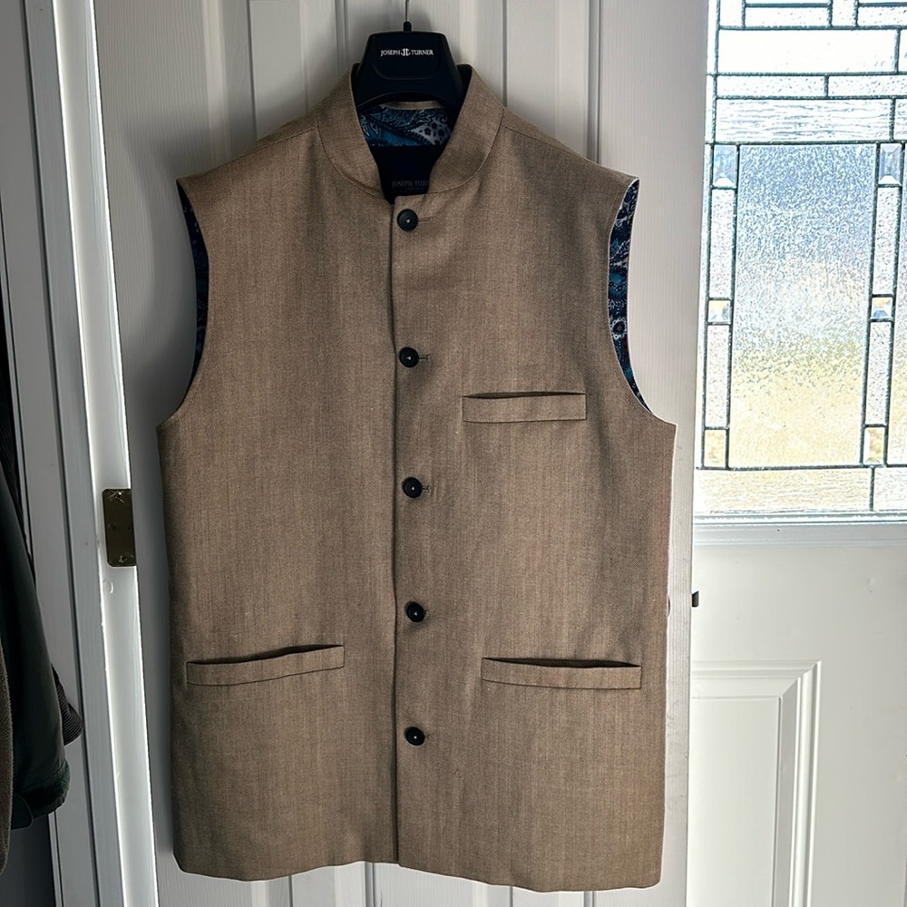 Joseph Turner Yorkshire Nehru Waistcoast EUC size 42